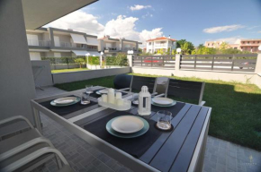 Zennova #24, FLOW Nikiti Family Apt